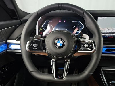 2025 BMW 7 SERIES thumbnail 19