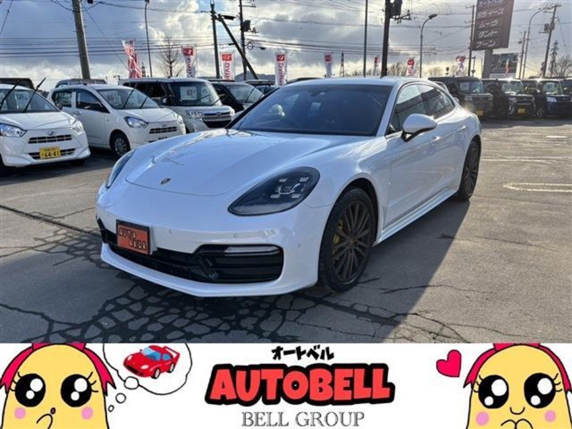 PORSCHE PANAMERA - View 1