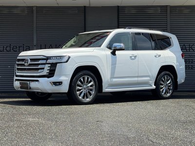 2025 Toyota LAND CRUISER 300 — фото 3