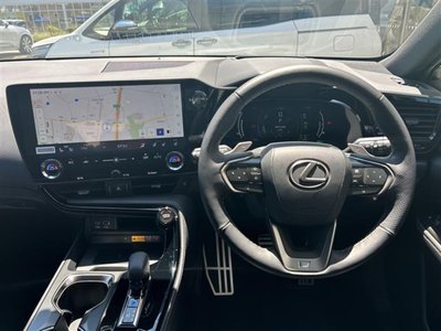 2022 Lexus NX photo 7