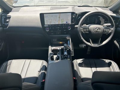 صورة مصغرة 42 لـ 2022 Lexus NX
