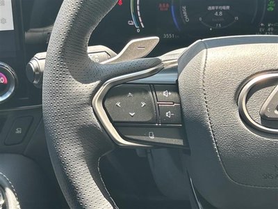 2022 Lexus NX photo 8