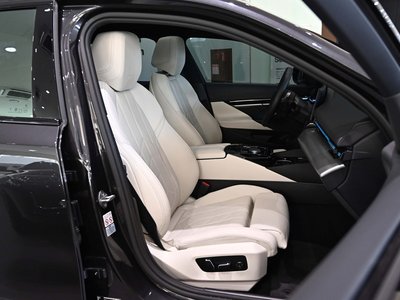 2024 BMW 5 SERIES — миниатюра 13