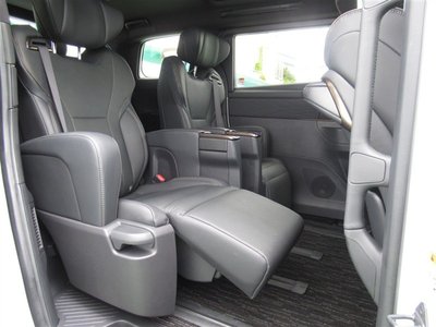 2024 Toyota ALPHARD — миниатюра 16