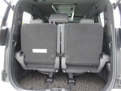 2024 Toyota ALPHARD — миниатюра 28