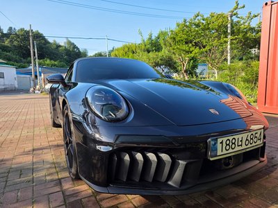 PORSCHE 911 - 1