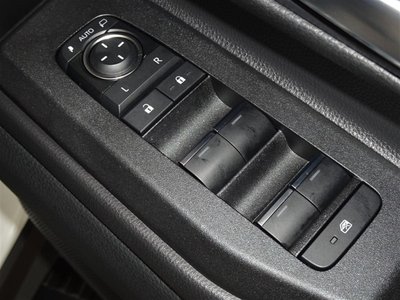 صورة مصغرة 17 لـ 2025 Toyota LAND CRUISER 250