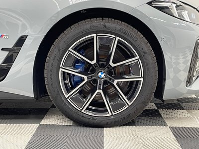 2025 BMW I4 thumbnail 23