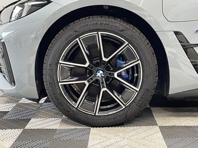 2025 BMW I4 thumbnail 11