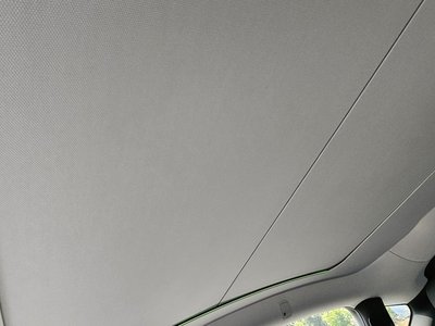TESLA MODEL Y - 5