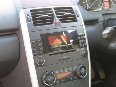 MERCEDES-BENZ A-CLASS - 9