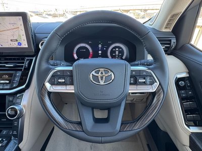 2025 Toyota LAND CRUISER 300 — миниатюра 53