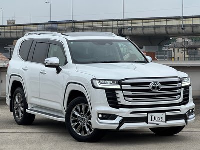 2025 Toyota LAND CRUISER 300 — миниатюра 17