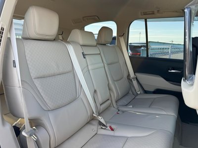 2025 Toyota LAND CRUISER 300 — миниатюра 68