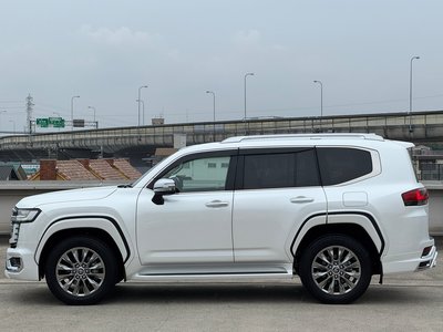 2025 Toyota LAND CRUISER 300 — миниатюра 22