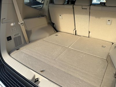 2025 Toyota LAND CRUISER 300 — миниатюра 74