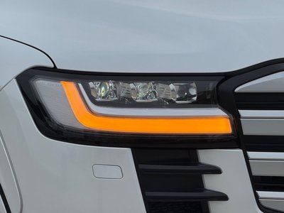 2025 Toyota LAND CRUISER 300 — миниатюра 28