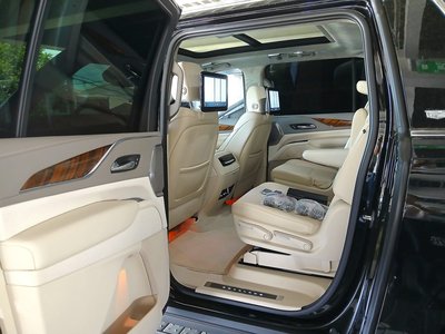 صورة 1 لـ 2021 Cadillac ESCALADE 5TH GENERATION