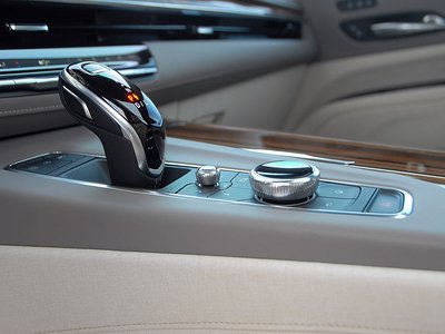 صورة 10 لـ 2021 Cadillac ESCALADE 5TH GENERATION