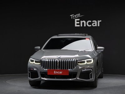 BMW 7 SERIES - 2