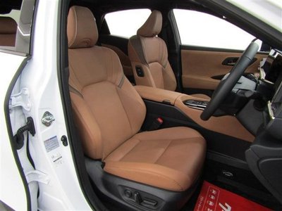 TOYOTA CROWN SPORT - 5