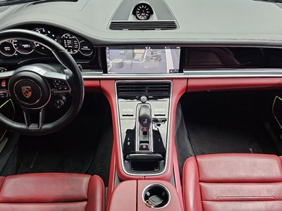 PORSCHE PANAMERA - 5