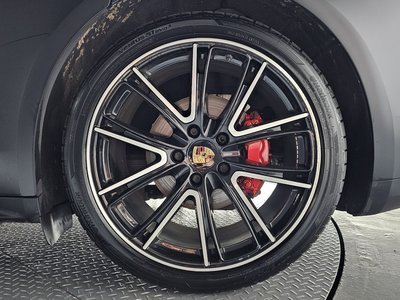PORSCHE PANAMERA - 8