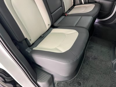 2022 LAND Rover DEFENDER thumbnail 27