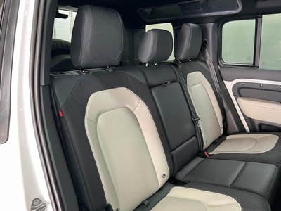 2022 LAND Rover DEFENDER thumbnail 24
