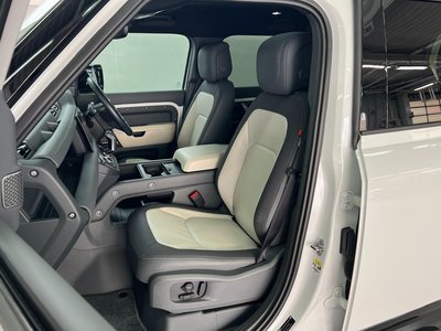 2022 LAND Rover DEFENDER thumbnail 38