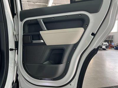 2022 LAND Rover DEFENDER thumbnail 28