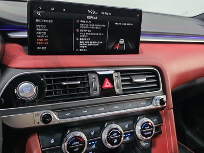 2022 Genesis THE NEW G70 — миниатюра 22