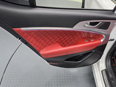 2022 Genesis THE NEW G70 — миниатюра 15