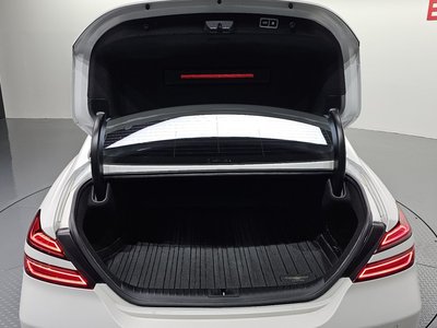 2022 Genesis THE NEW G70 — миниатюра 33