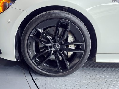 MERCEDES-BENZ E-CLASS - 6