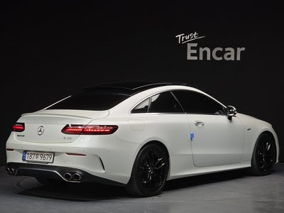 MERCEDES-BENZ E-CLASS - 4