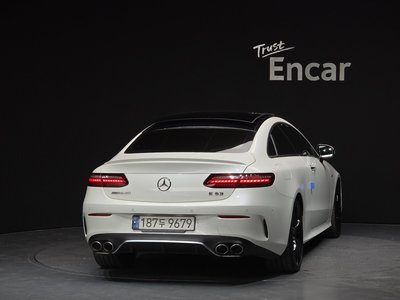 MERCEDES-BENZ E-CLASS - 3