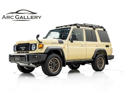 TOYOTA LAND CRUISER 70 - 1