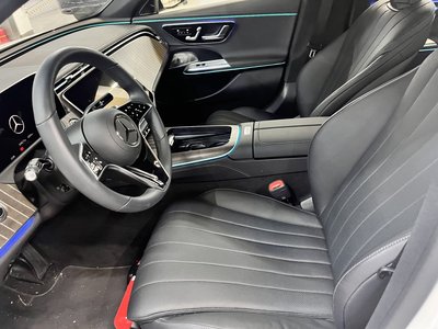 MERCEDES-BENZ E-CLASS - 8