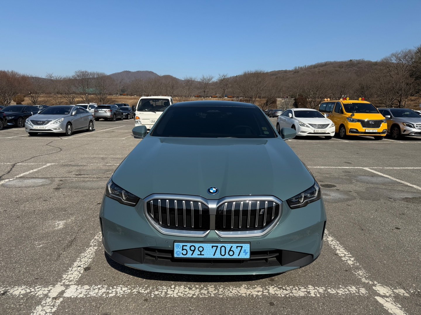 BMW I5 - View 1