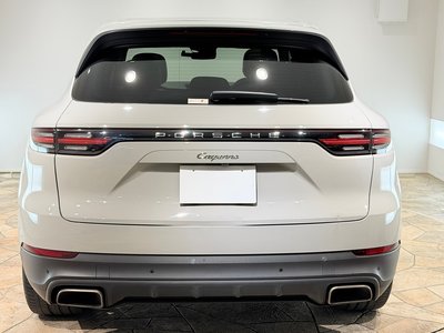 PORSCHE CAYENNE - 8
