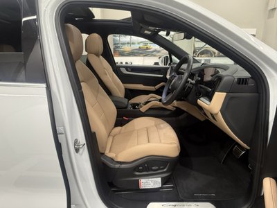 2025 Porsche CAYENNE — миниатюра 8