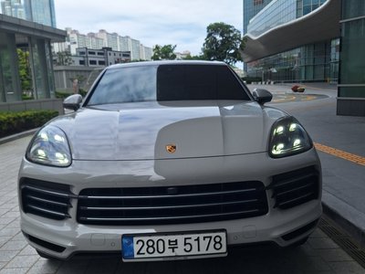 PORSCHE CAYENNE - 1