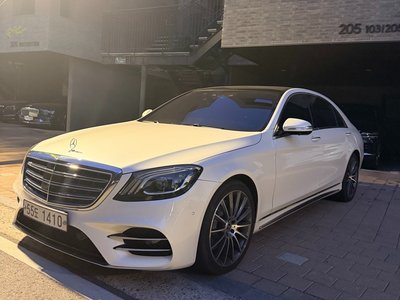 2017 Mercedes-BENZ S-CLASS photo 4