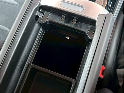 MERCEDES-BENZ GLC - 10