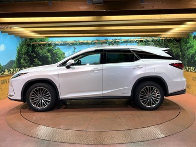 صورة مصغرة 62 لـ 2021 Lexus RX