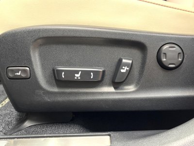 صورة مصغرة 27 لـ 2021 Lexus RX