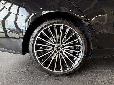 2025 Mercedes-BENZ C-CLASS 照片 9