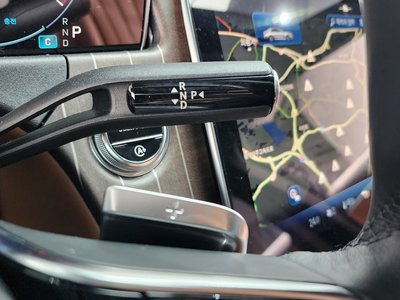 MERCEDES-BENZ E-CLASS - 9