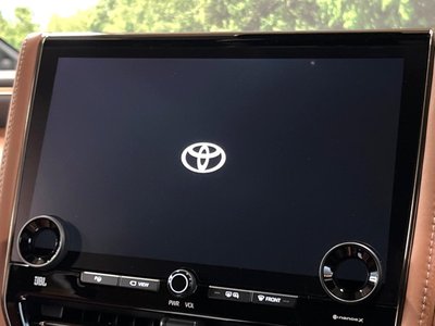 TOYOTA VELLFIRE - 6